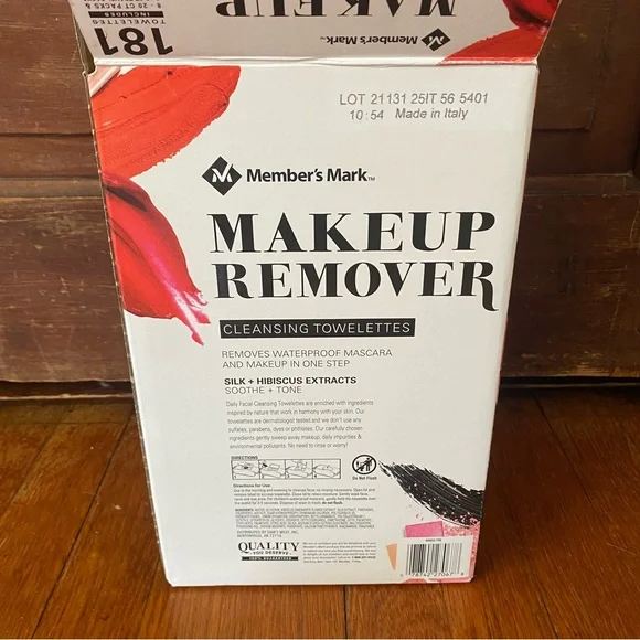 Makeup Remover Cleansing Towelettes - Picture 5 of 5